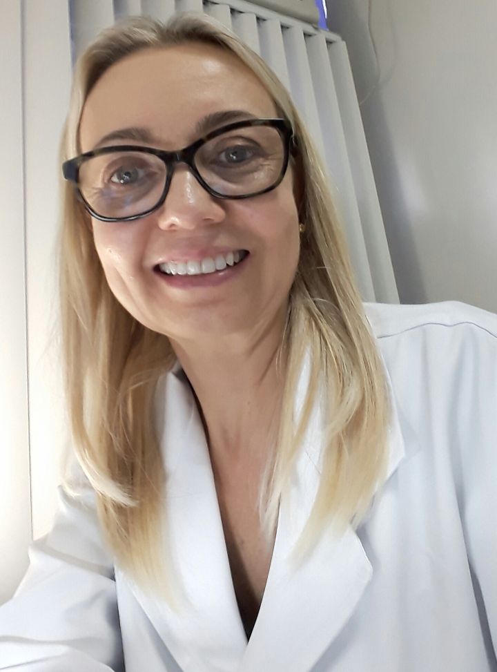 Dra. Marcella Tholt de Vasconcellos